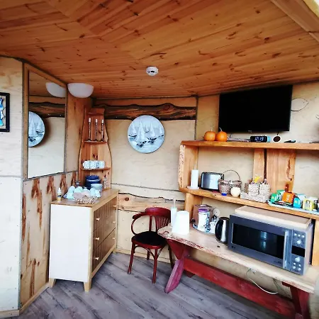 Dome Bungalow Niedras Kemping *
