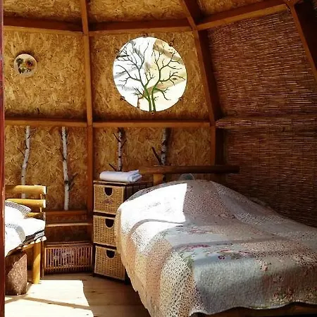 Kemping Dome Bungalow Niedras Jūrkalne